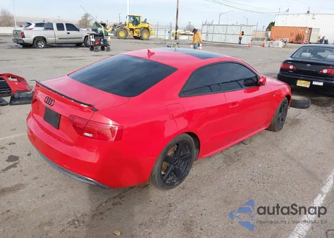 2016 Audi A5 2.0T Premium z USA, uszkodzony, nr VIN WAUM2AFR2GA045479